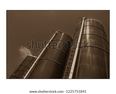Sepia Farm Structure