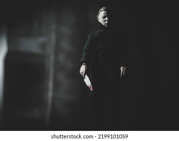 SEPT 5 2022: Halloween Film Franchise Slasher Michael Myers Looming With A Knife - Neca Action Figure 