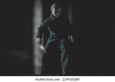 SEPT 5 2022: Halloween Film Franchise Slasher Michael Myers Looming With A Knife - Neca Action Figure 