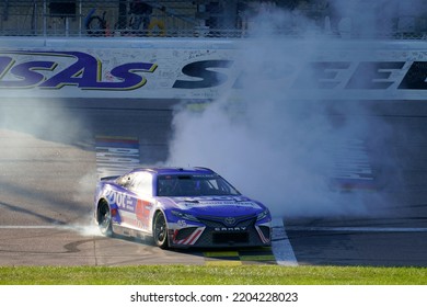 September 11, 2022 - Kansas City, KC, USA: Bubba Wallace Wins The Hollywood Casino 400 In Kansas City, KC, USA.