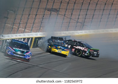 September 16, 2018 - Las Vegas, Nevada, USA: Kurt Busch (41) Matt DiBenedetto (32) Crash Through Turn 4 South Point 400 At Las Vegas Motor Speedway In Las Vegas, Nevada.