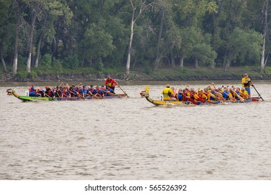 September, 2015  Red River In Winnipeg, MB, Canada Team Building Activity During Rowing Dragon Boat Race