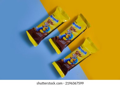 September 31, 2022 Ukraine City Kyiv Nesquik Chocolate Bar From Nestle On A Colored Background