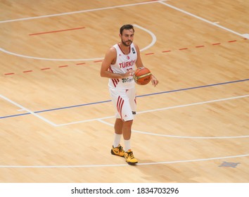 September 9, 2014 At Barcelona In 2014 FIBA ​​World Basketball Championship Group C Turkey's Ender Arslan Also Takes The Ball During The Match Turkey-Lithuania National Team.