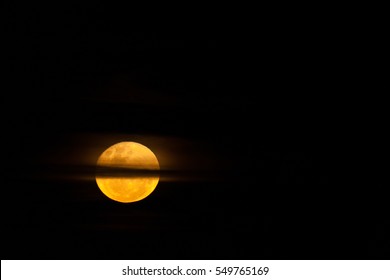 Sequence (5 Minutes) Of The Supermoon Rising Behind North Bondi Houses, Bondi Beach, Sydney, Australia