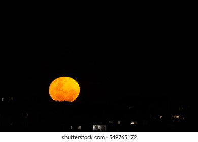 Sequence (5 Minutes) Of The Supermoon Rising Behind North Bondi Houses, Bondi Beach, Sydney, Australia