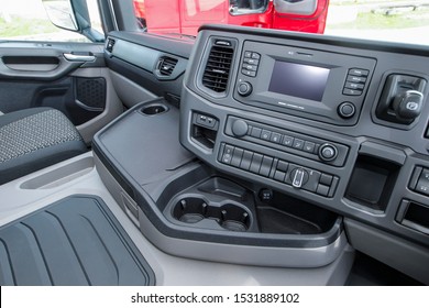Bilder Stockfotos Und Vektorgrafiken Scania Truck