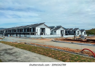 Residential houses malaysia Images, Stock Photos & Vectors 