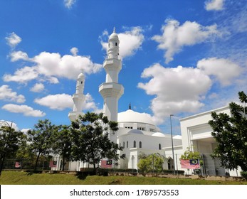 Masjid Al Hussain High Res Stock Images Shutterstock