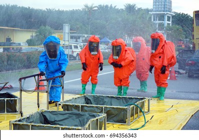 Seremban, Malaysian - July, 2017 : Firefighter Special Unit Chemical HAZMAT Training To Enhance The Effectiveness Of Current Accident