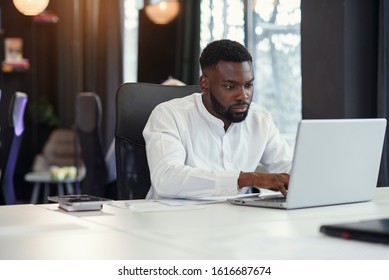 Serious Darkskinned Young Office Manager Works Stock Photo 1616687674 ...