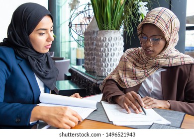 70,045 Muslim Professionals Images, Stock Photos & Vectors | Shutterstock