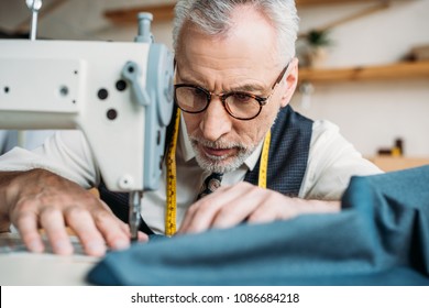 12,062 Man With Sewing Machine Images, Stock Photos & Vectors ...