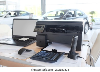 Computer Showroom Images Stock Photos Vectors Shutterstock