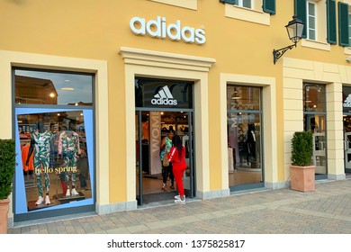 adidas outlet bc
