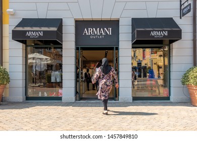 armani outlet