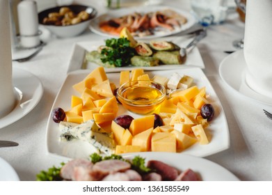 Plate Wedding Images Stock Photos Vectors Shutterstock