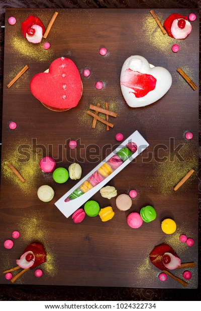 Served Romantic Cake Pops Cupcake On Stock Photo Edit Now 1024322734