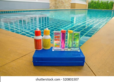 Service And Maintenance Of The Pool.Check The PH Of The Pool.Liquid Test The PH Of The Pool. Kit Care Pool.