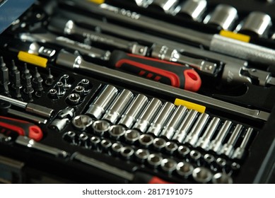 Set of chrome socket wrenches in case.