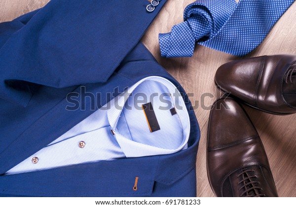 26,019 Mens Suiting Images, Stock Photos & Vectors | Shutterstock