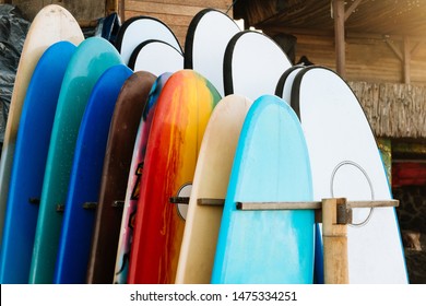 Imagenes Fotos De Stock Y Vectores Sobre Surfing Set