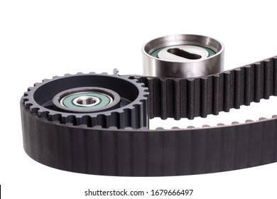 a set for replacing the timing belt in the engine, consists of: belt, idler, pulley.
