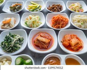 Set Of Slide Food In White Small Plate Serve In Korean Style Barbecue Restaurant, Many Kind Of Vegetable For Healthy Food. 