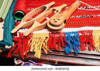 11,350 Traditional weaving tool Images, Stock Photos & Vectors ...