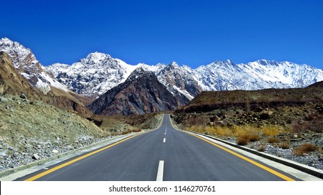 settlement, Karakoram Highway, highest international highway, Pakistan