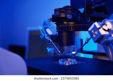 Setup applied for ICSI procedure in lab setting
