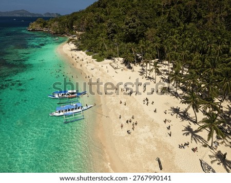  Seven Commandos Beach, located on the main island of El Nido, Palawan, is one of the most popular destinations for tourists, Philippines