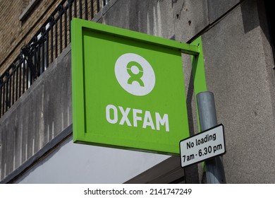 SEVENOAKS, UK - July 03, 2021: The Sign Of An Oxfam Charity Shop In Sevenoaks High Street, Charity Shops Are A Significant Income For The Organisation