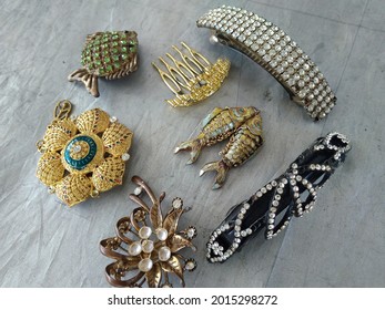 several types of hair clip accessories for beautiful women who like style