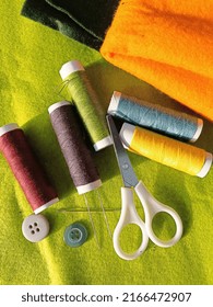 Sewing Kit With Green Flannel