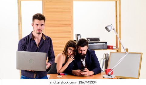 woman flirting signs at work free images free woman flirting signs at work free images free