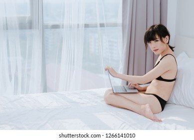 Sexy Asian Online