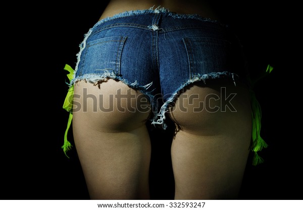 Sexy ass in booty shorts