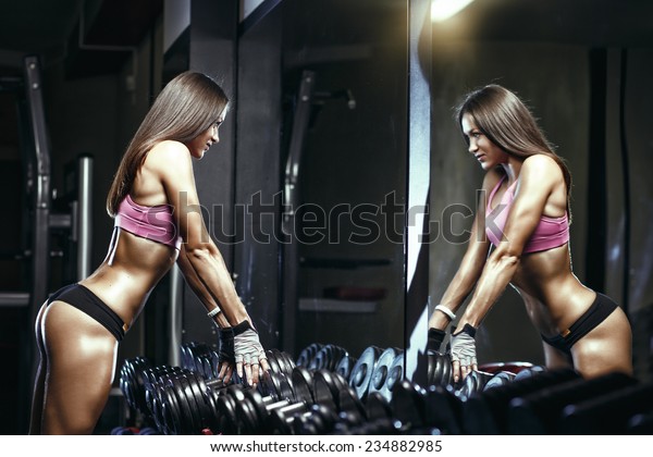 Sexy Athlete Dumbbell Gym Foto Stock Shutterstock