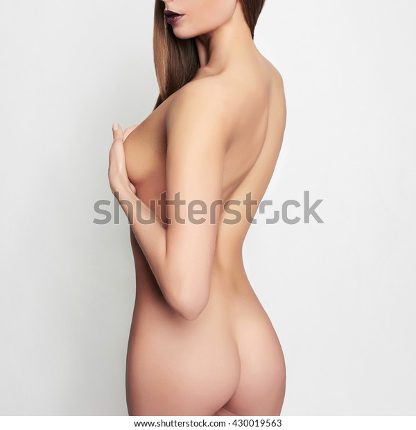 Pics nude Nude Girls