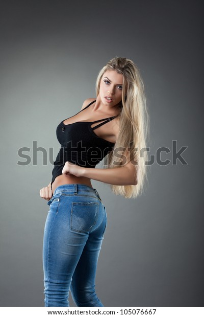 sexy ladies in jeans