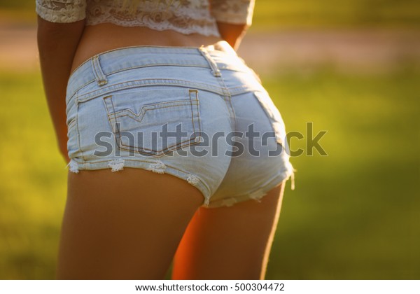 Hot Asses In Short Shorts
