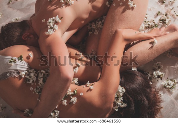 and have experience bi sex with a woman serious?