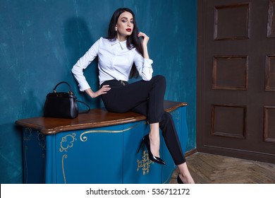 Sexy Elegant Woman Natural Beauty Fashion Stock Photo 529186552 |  Shutterstock