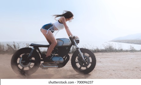 sexy girls riding motorcycles