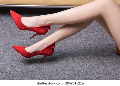 Sexy Leg in Fashion Red Shoe Highheels