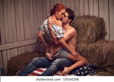 https://image.shutterstock.com/image-photo/sexy-man-kissing-beautiful-woman-260nw-159241358.jpg