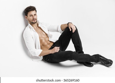 388,833 Sexy male model Images, Stock Photos & Vectors | Shutterstock