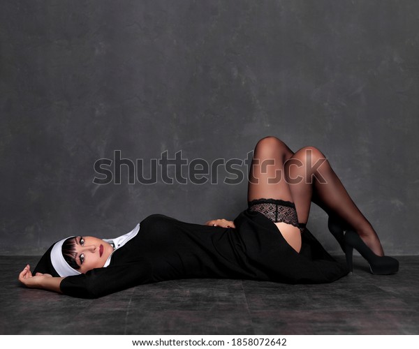 Sexy Nun Pics