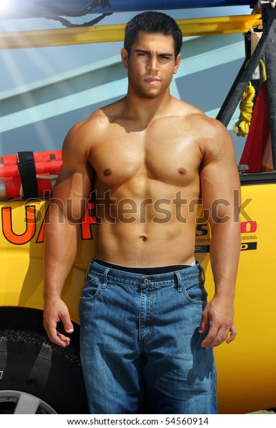 Sexy Portrait Muscular Lifeguard On Beach Stockfoto 54560914 Shutterstock 7873